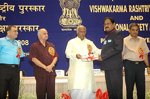 Vishwakarma Award for 12 NTPC Employees